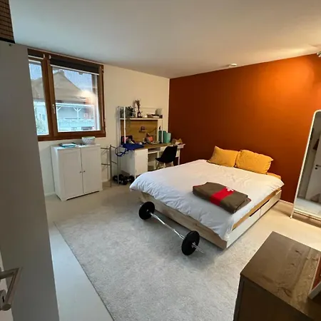 La Casa - Confortable Au Calme Проживание в семье *